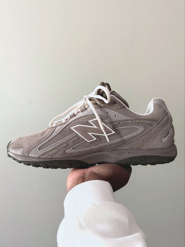 New Balance 204L Mushroom Arid Stone