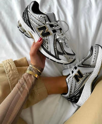 NewBalance 1906R // Metallic Silver - Metallic Gold