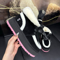 UGG Platform Noire & Rose