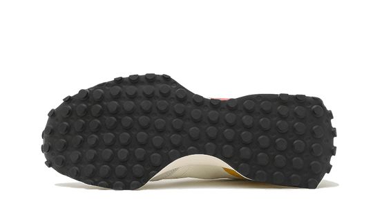 New Balance 327 CREAM YELLOW RED