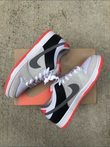 SB DUNK LOW INFRARED