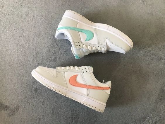 DUNK LOW WHITE BONE PEACH AQUA