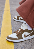 AIR JORDAN 1 LOW SE LIGHT OLIVE