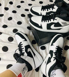 AIR JORDAN 1 Mid WHITE BLACK