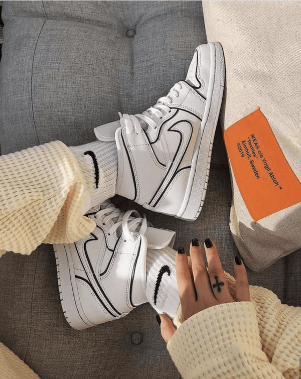 Air Jordan 1 Mid Iridescent Reflective White