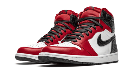 AIR JORDAN 1 RETRO HIGH SATIN SNAKE CHICAGO