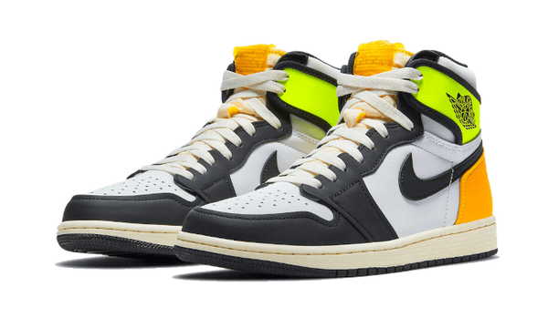 AIR JORDAN 1 RETRO HIGH OG VOLT GOLD