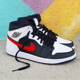 AIR JORDAN 1 MID BLACK CHILE RED WHITE