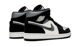 AIR JORDAN 1 MID SATIN GRAY TOE