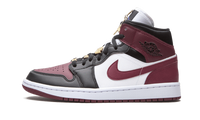 AIR JORDAN 1 MID SE BLACK DARK BEETROOT