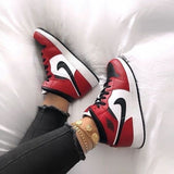 AIR JORDAN 1 MID CHICAGO BLACK TOE