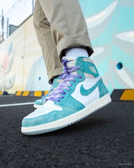 AIR JORDAN 1 RETRO HIGH TURBO GREEN