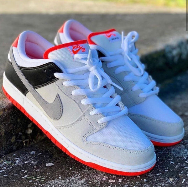 SB DUNK LOW INFRARED