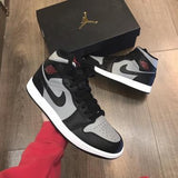 AIR JORDAN 1 MID SHADOW RED